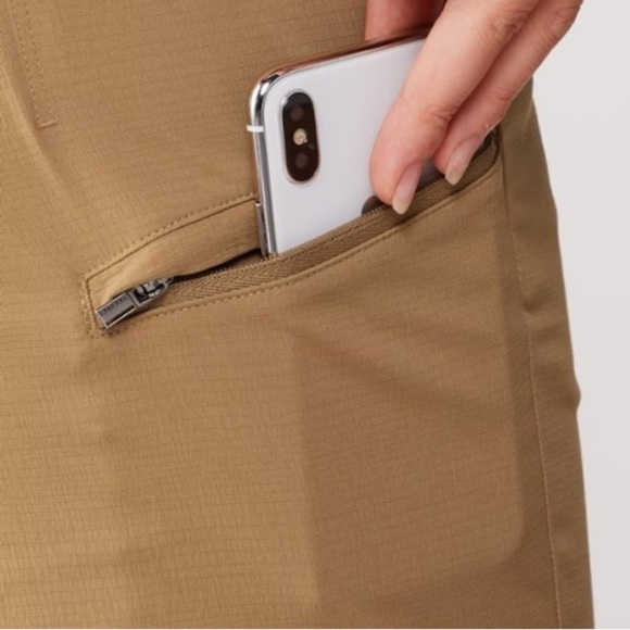 NWT Athleta Trekkie North Jogger Pant in Big Sur Brown Size 24 - Picture 3 of 9